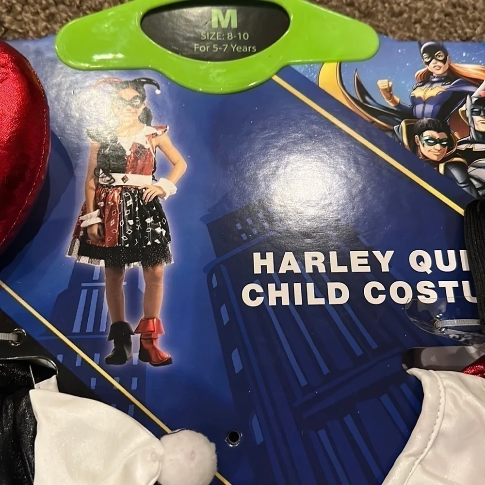 NWT Harley Quinn child costume size medium 8–10 Jester Halloween